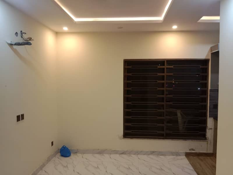 0ne Bed Non Furnished Apartment Available For Sale 0