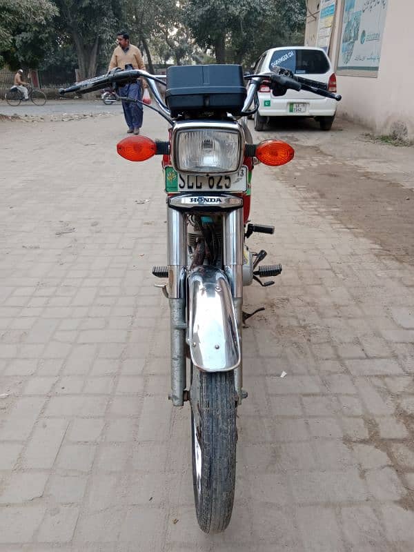 Honda Cg 125 2013 Model 6