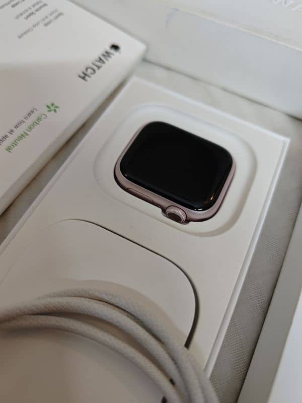 Apple watch series 9 41 mm pink 4