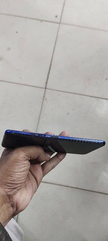 vivo v15 pro. . . 6/128gb. . . official pta approved 2