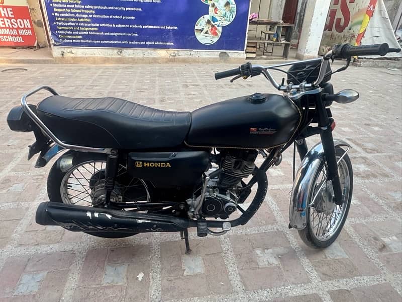 honda 125 19 model with original tanky tapy 5