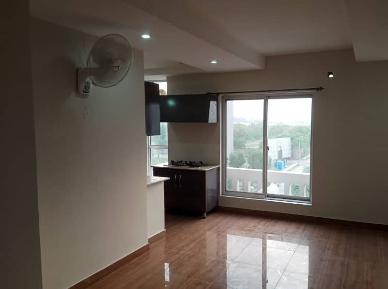 One Bed Non Furnished Apartment Available For Rent On Main Boulevard 7