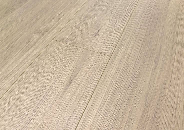 wooden floor, vinyl floor available 03004378236 1