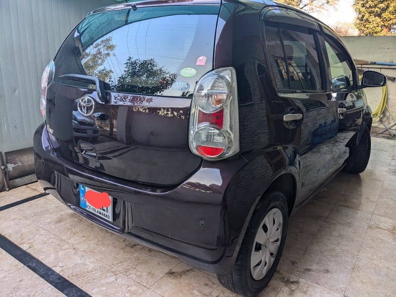 Toyota passo Hana plus 17