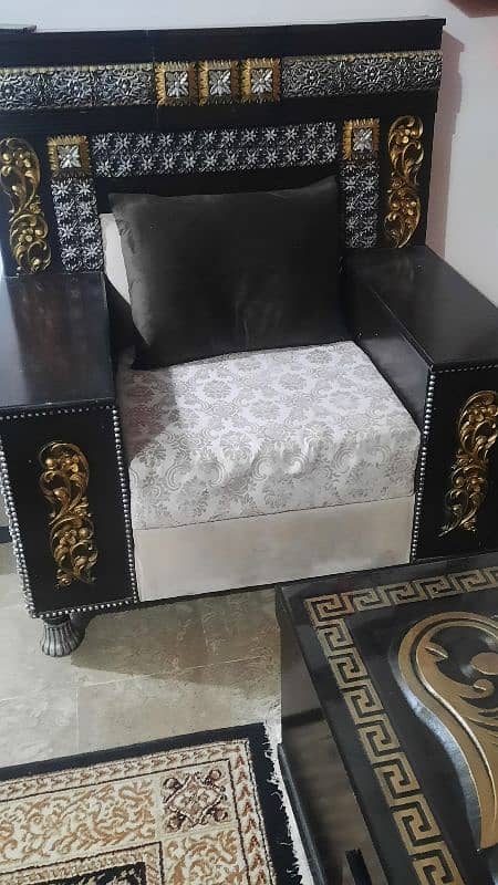 9/10 condition sofa set for sale 0