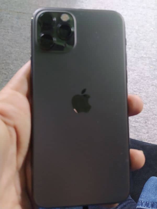 iPhone 11 pro 0