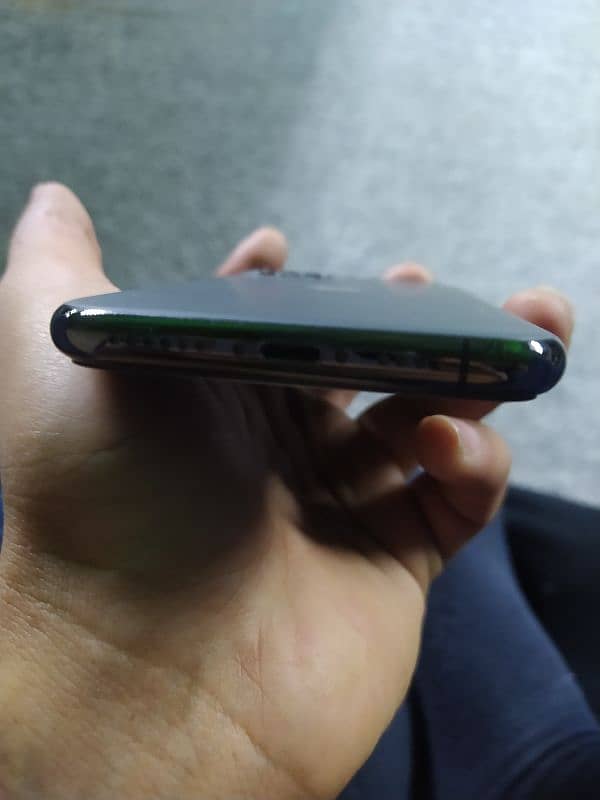 iPhone 11 pro 1