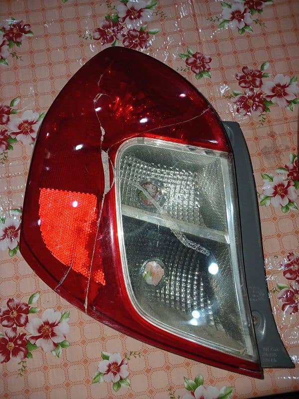 Suzuki cultus back lights 2