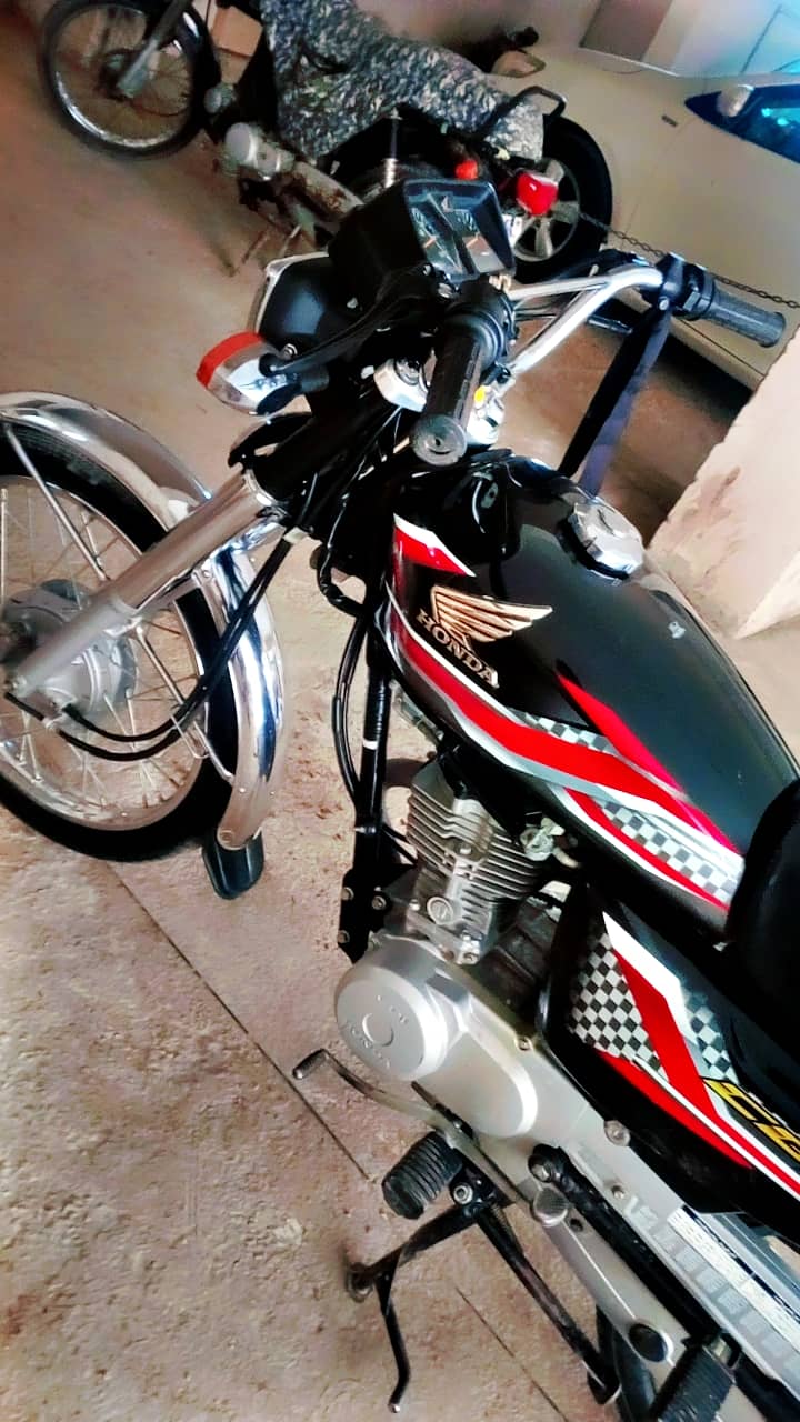 Honda CG 125 2024 1