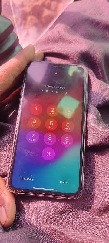 Iphone 11 complete box sim working FU 3