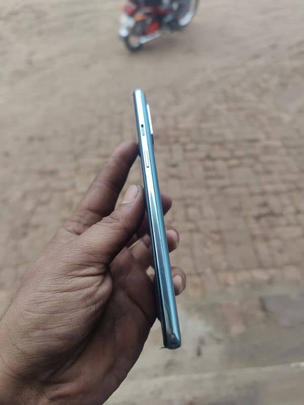 OnePlus 8t 12 256 4