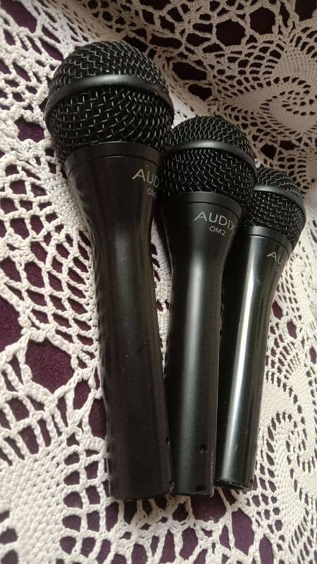 OM2 and OM5 vocal dynamic microphone 0