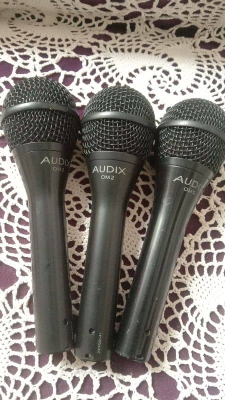 OM2 and OM5 vocal dynamic microphone 1