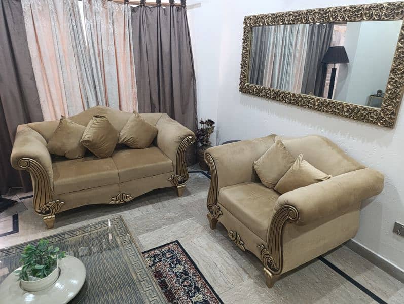 6 seater sofa set available for sale in excellent condition 2