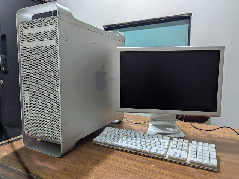 Apple Mac Pro Professional Editing Machine 1