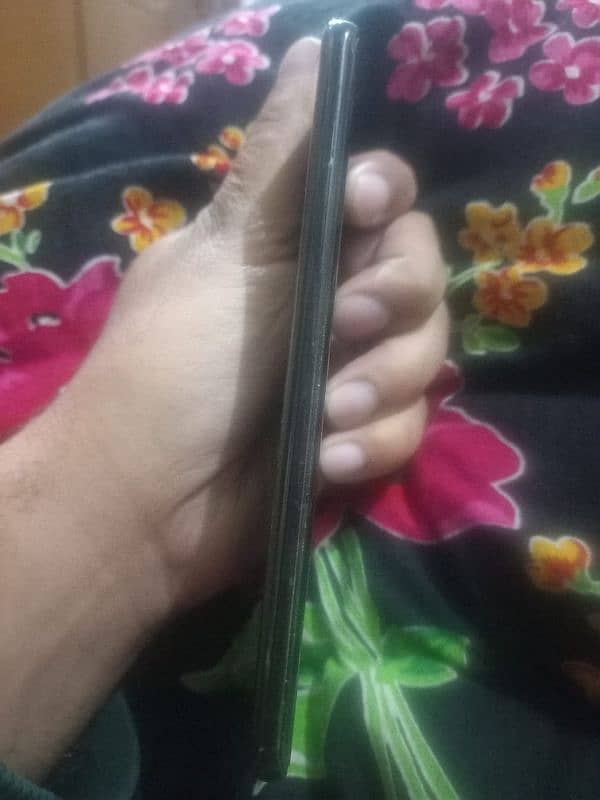 one plus 8 10/10 condition 0