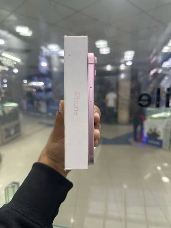 IPHONE 15 128Gb 3