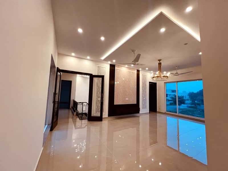 "Stunning 1 Kanal House for Sale Your Dream Home Awaits!" 21