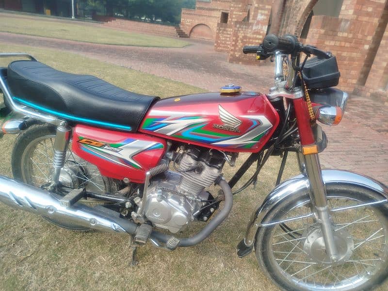 I sale my 125 good condition 3