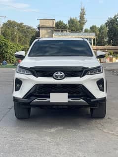 Toyota Fortuner Legender 2022