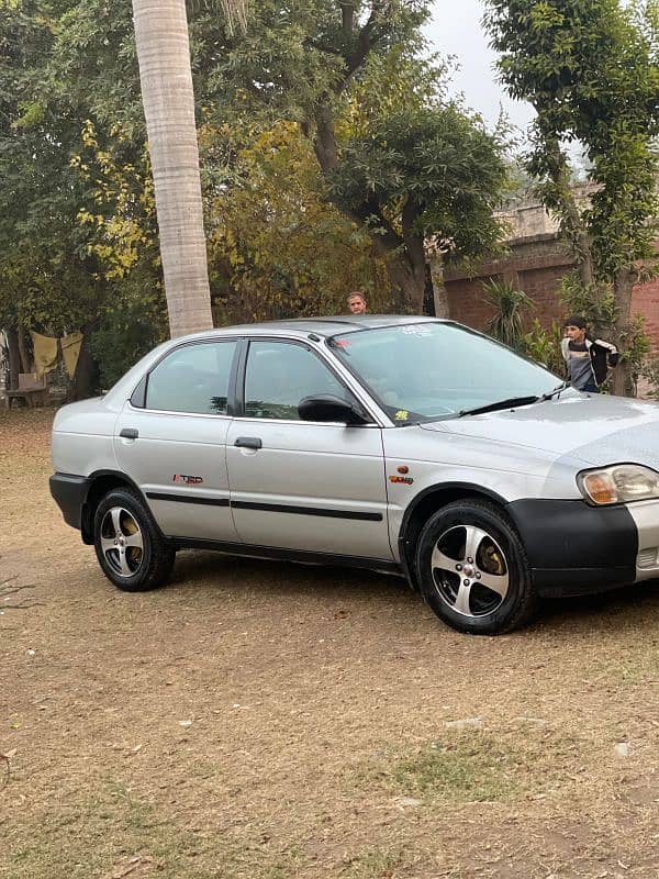 Suzuki Baleno 2002 4