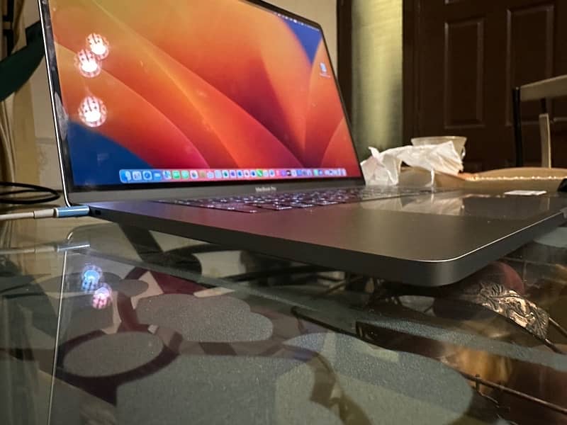 macbook pro 2019 5