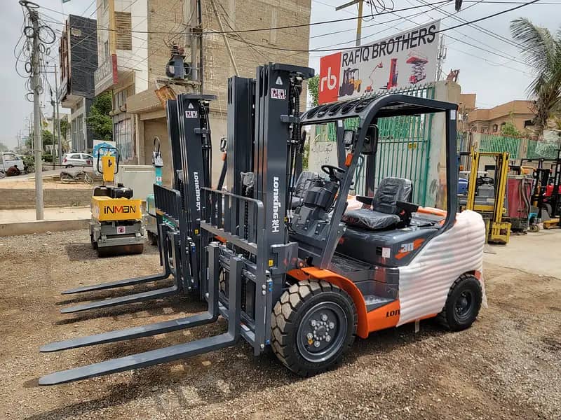 3 Ton Brand New Forklifts Lifters for Sale in Karachi, All Pakistan D 15