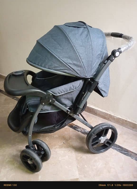 Imported Pram in Large Size available for Sale 5