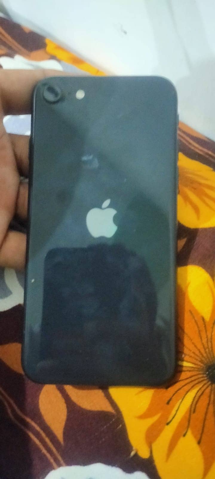 Apple iPhone SE 2020 4