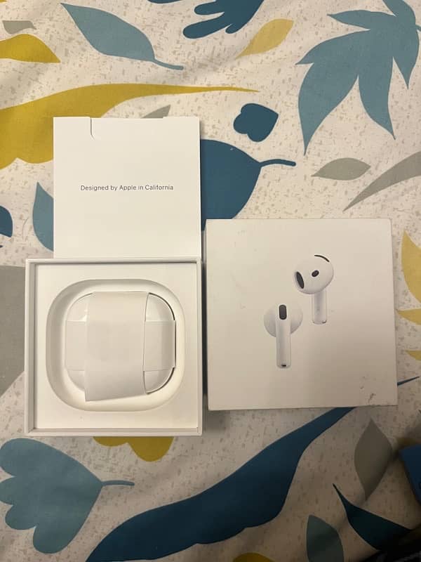 Apple airpods 4 Anti noise cancellation 0