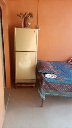 new condition home appliances Used like fridge