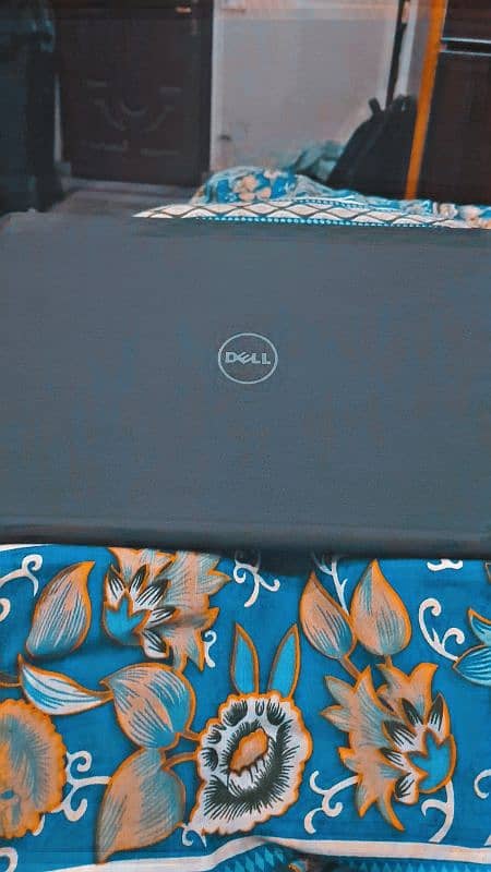 Dell Laptop and Tablet 4