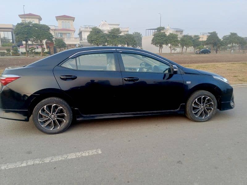 Toyota Corolla Altis X 2024. 3