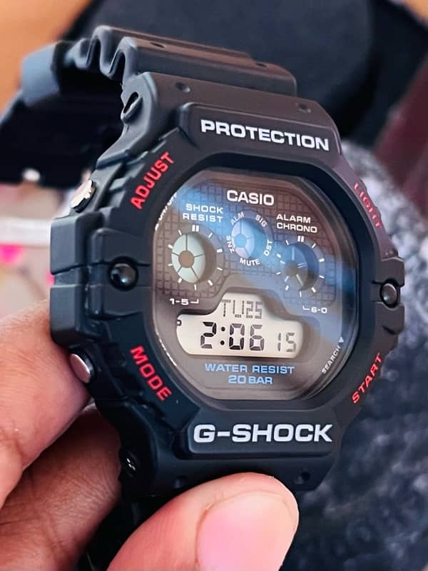 Casio G-Shock DW-5900-1 9