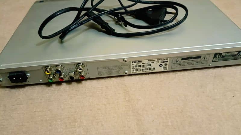 Philips dvd player model no. DVP3110k/98 1