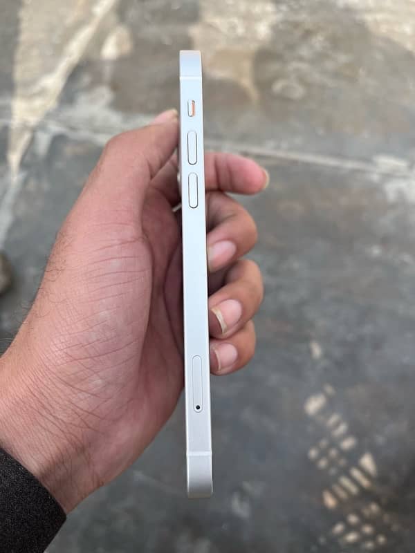 Iphone 12 urgent sale 1