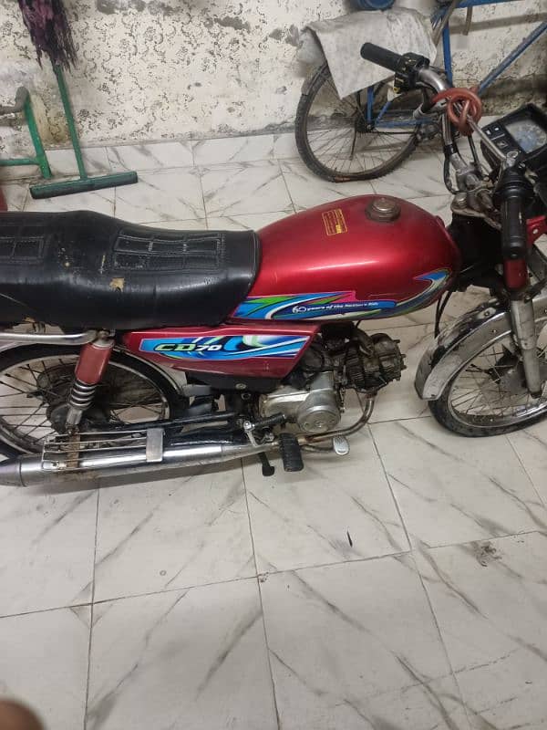 45000RS    Yamaha dhoom YD 70 4