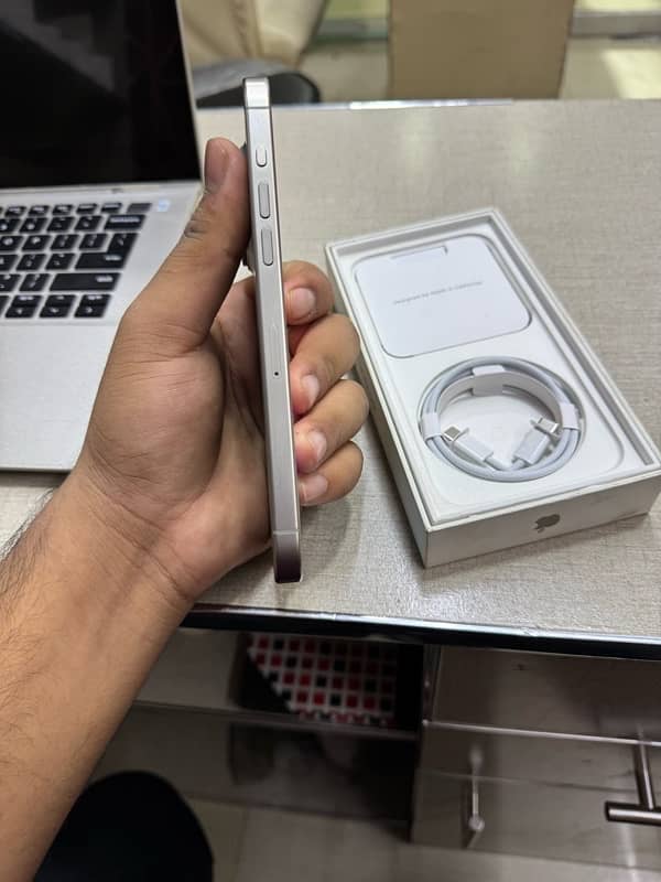 iPhone 15 Pro Max 256gb HK Pta approved 3