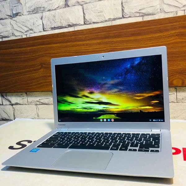 Toshiba CB 30 14inch Chrome os Windows support 0