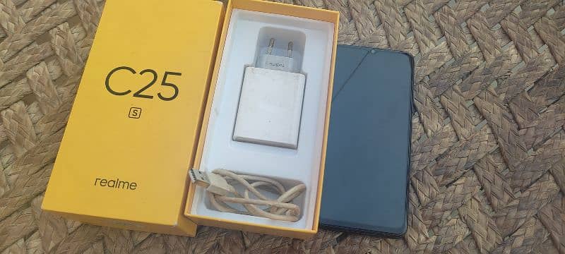 realme c25s ram 4 GB room 128 GB full box 8