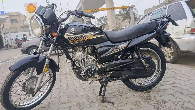 Yamaha YBZ 125cc self start 5 gear sale or exchange 0