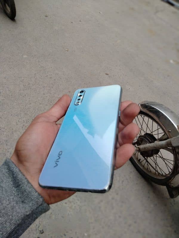 vivo s1 1 all okay hai 4