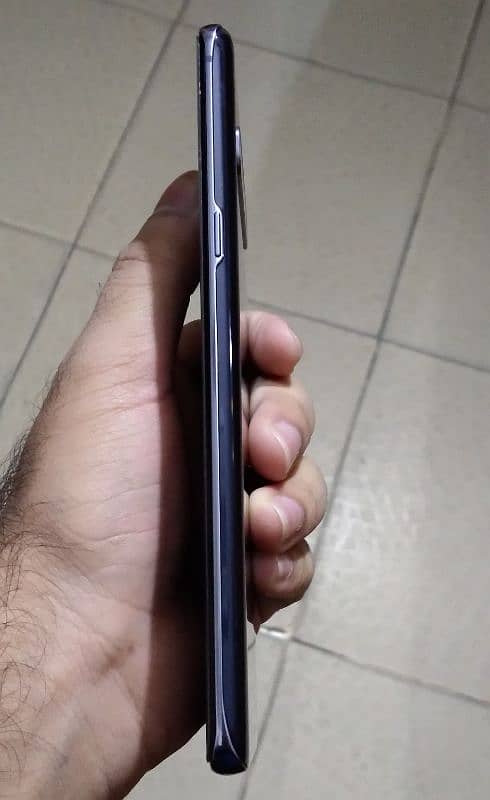 Samsung Galaxy S10 5g   (512 gb) 2