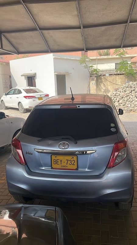 Toyota Vitz 2012 3