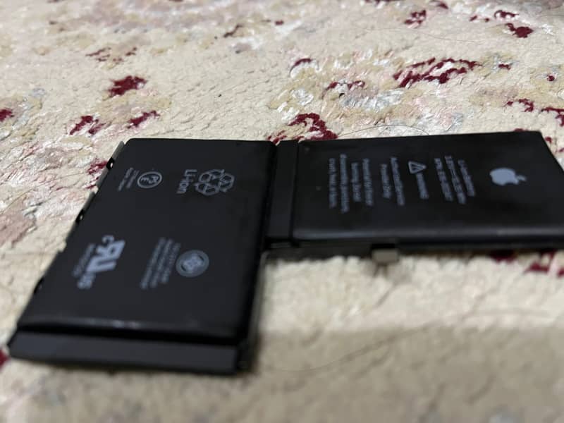 iPhone X Original Battery 0