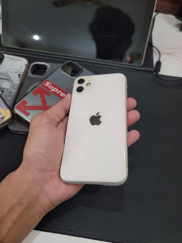 iPhone 11 128gb For Sale 12