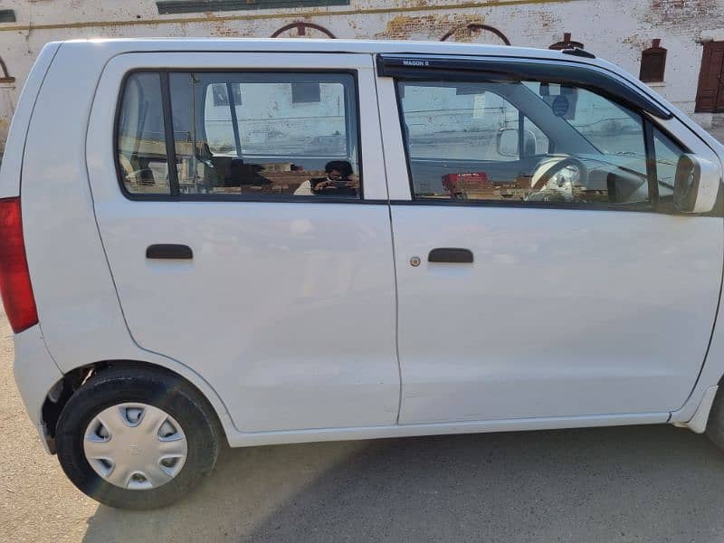 Suzuki Wagon R 2021 model 8