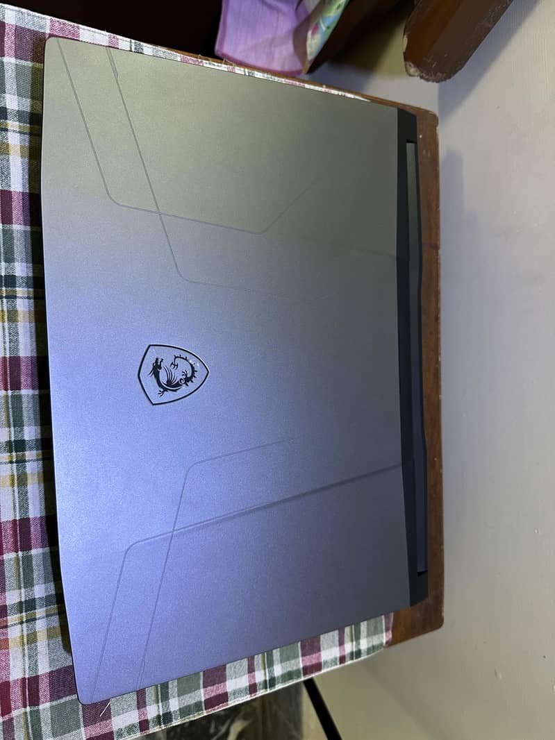 Gaming laptop MSI Intel i7 12th gen Nvidia RTX 3060 6GB graphics card 4