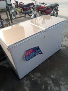 Dawlance deep freezer