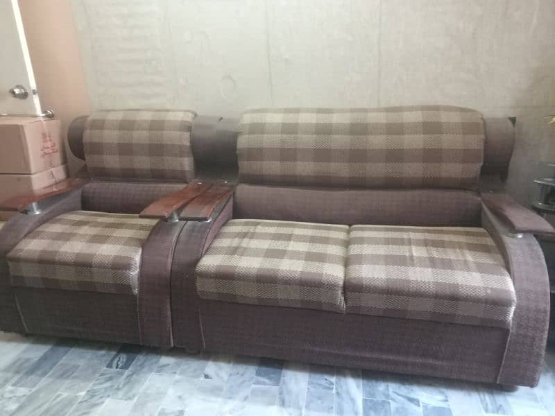 urgent 7 seater sofa set sale 3